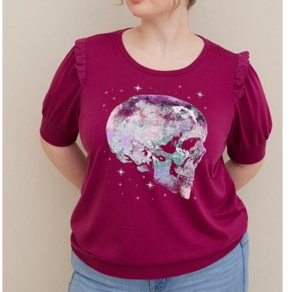 M/L Torrid Pink Skull Print Short Sleeve Sweatshirt